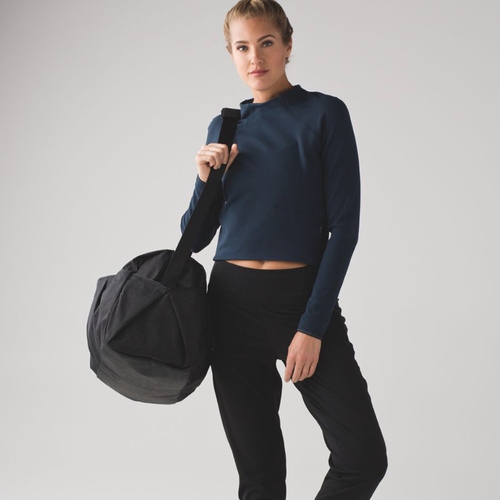 Lululemon Hill And Valley Mock Neck Nocturnal Teal